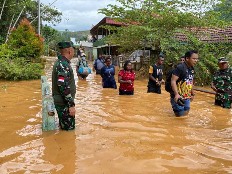 Pemerintah Maksimalkan Penanggulangan Banjir di Papua