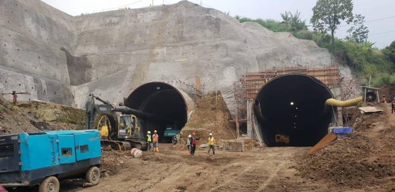 Terowongan Nanjung di Kabupaten Bandung