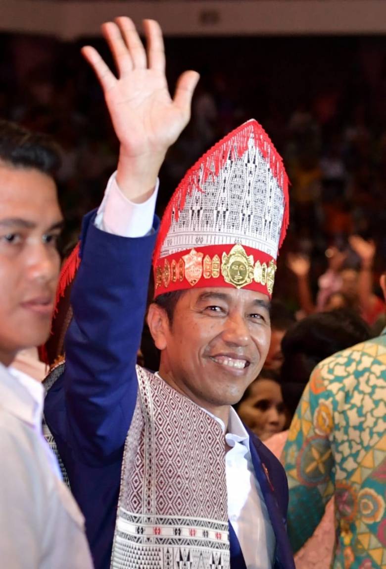 Jokowi Tak Ninabobokkan Rakyatnya