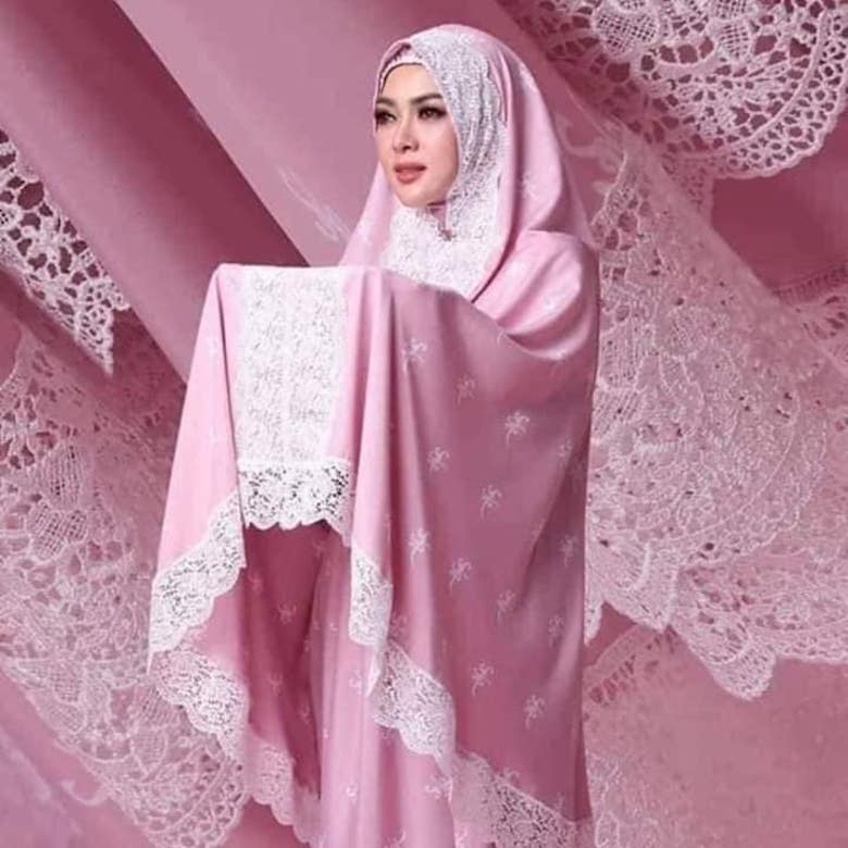 Syahrini, Si Julid Sexy Killer