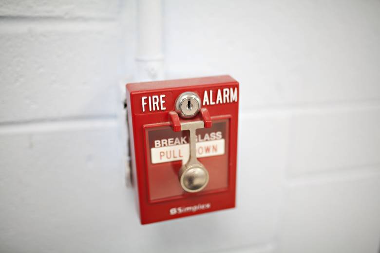 Mengenal Apa itu Fire Alarm System dan 6 Fungsinya