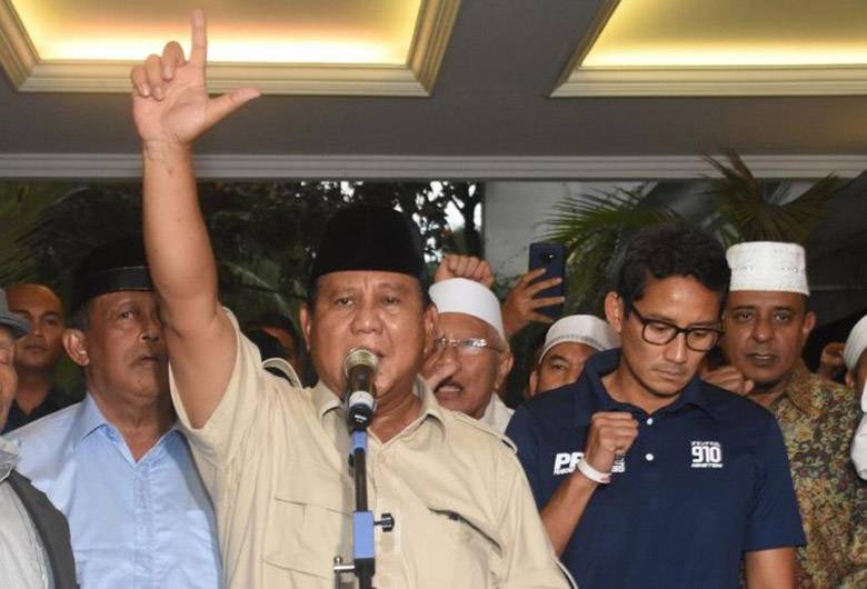 Jangan Anggap Sepele Deklarasi Kemenangan dan Sujud Syukurnya Prabowo!