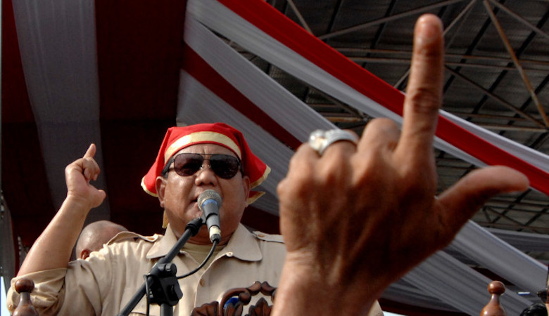 Benarkah Prabowo sebagai Batu Loncatan Ormas Pendukung Khilafah?