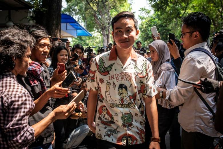 Jokowi Dilobi Megawati Terkait Menteri, Kini Giliran Megawati Dilobi Oleh Gibran