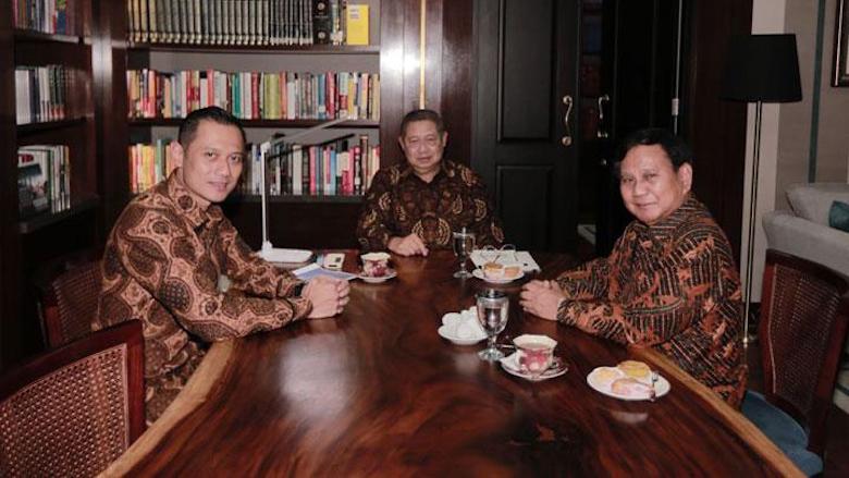 Hubungan Prabowo dan SBY Retak, ke Mana AHY Berlabuh?  