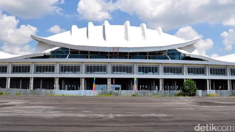 Jokowi Resmikan Terminal Baru Bandara Tjilik Riwut