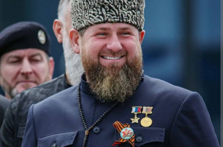 Ramzan Kadyrov Mengirim Ketiga Anaknya untuk Magang Perang di Ukraina