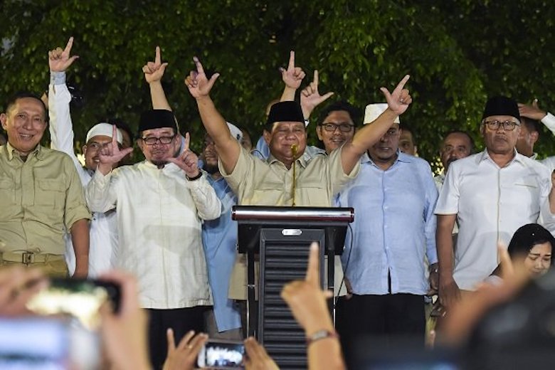 Dramaturgi “Deklarasi” Kemenangan Prabowo