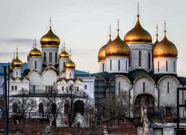 Mengapa Mayoritas Warga Rusia Beragama Kristen Ortodoks?