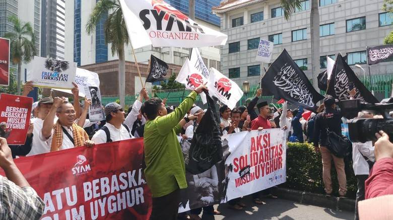 Save Uighur Kumpulkan Sumbangan, Salah Jokowi Lagi!
