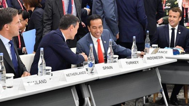 Sambutan Hangat Untuk Jokowi Saat Menghadiri  KTT G20