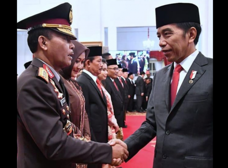 Dukung Jokowi Atasi Corona, Polri Kejar Teroris dan Bagi Bansos