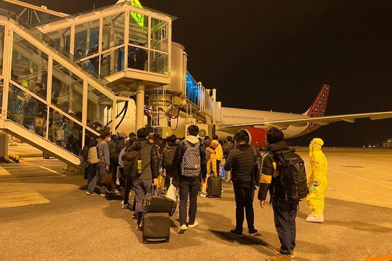 Opsgab Kemlu, Kemenkes dan TNI dalam Evakuasi WNI dari Wuhan