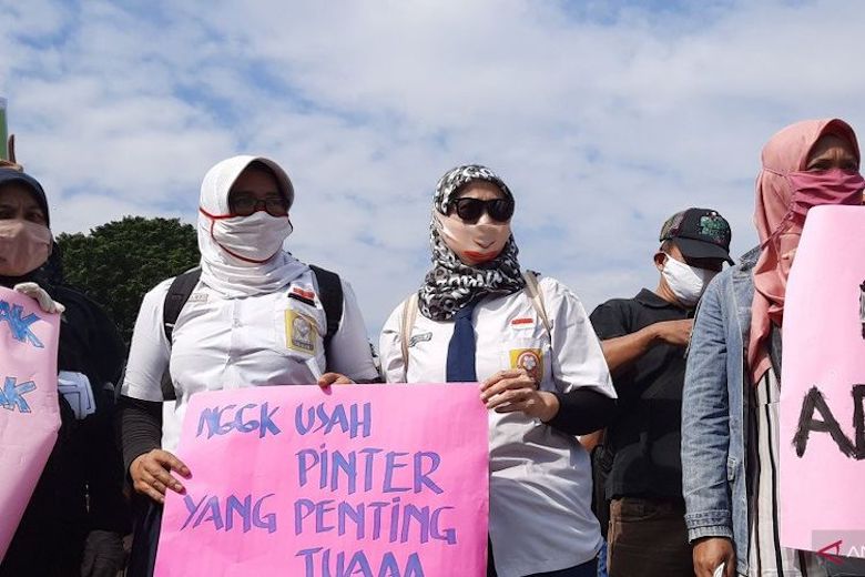 Orangtua Kok Begitu