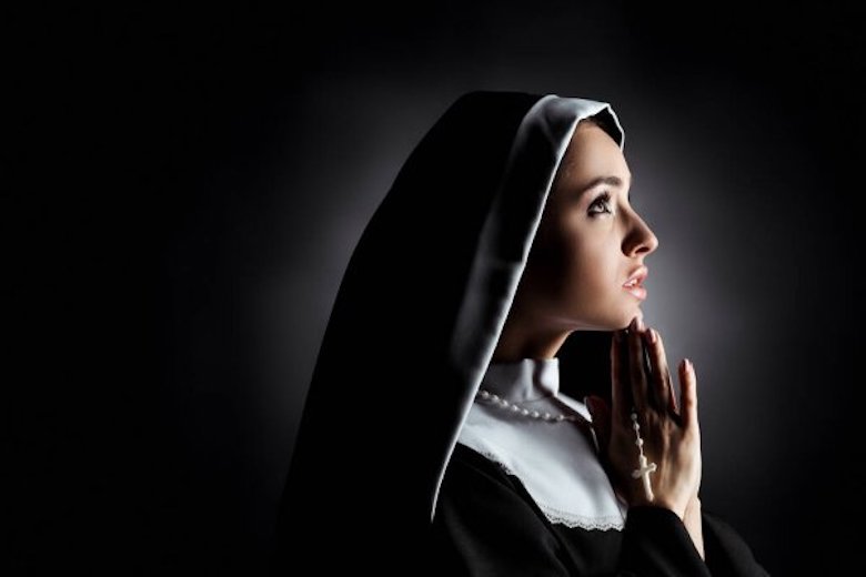 Kisah Nyata Biarawati yang Berasal dari Keluarga Muslim, Agama Bukan Warisan?