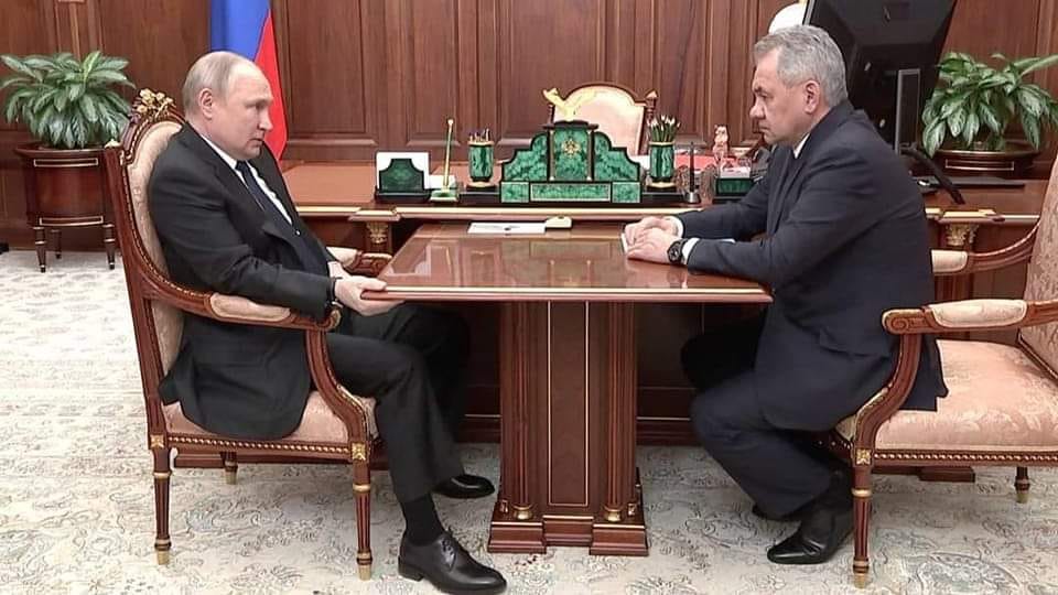 Percakapan Vladimir Putin dan Menhan Sergei Shoigu