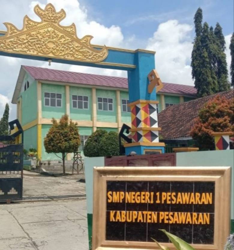 Diduga Oknum Kepsek SMPN 1 Gedong Tataan Markup Dana BOS Tahun 2023