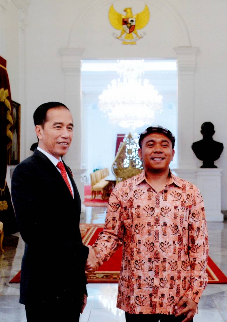 Stafsus Billy Mambrasar: Pak Jokowi Akan Terus Membangun Papua Dengan Sepenuh Hati