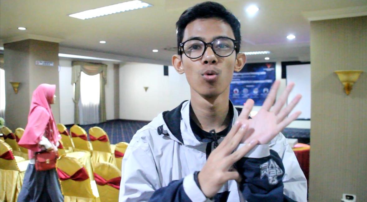 Semangat Vloger Disabilitas Asal Bandung Dalam Deklarasi Melawan Hoax