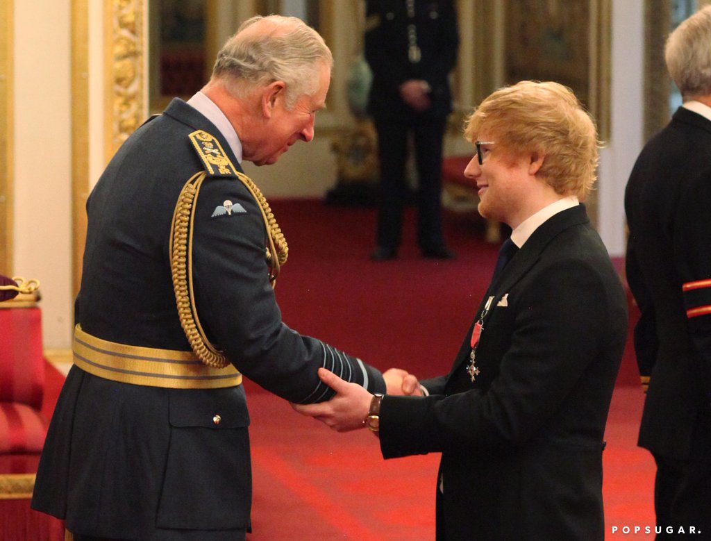 Kini Ed Sheeran Jadi Tamu Kehormatan Buckingham Palace