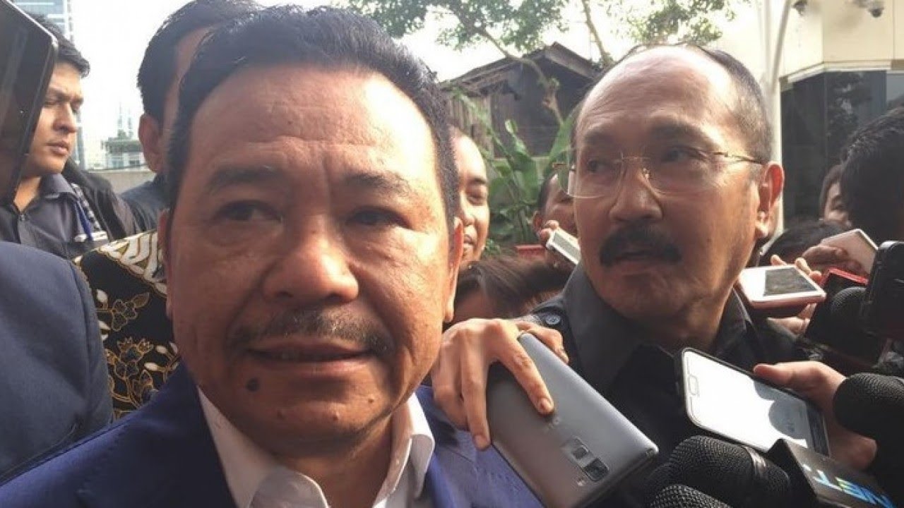 Dua Pengacara Mundur Pertanda Perjuangan Novanto Babak Belur