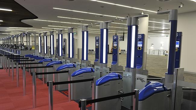 Selamat Tinggal Antrean Panjang Paspor di Bandara Perth!