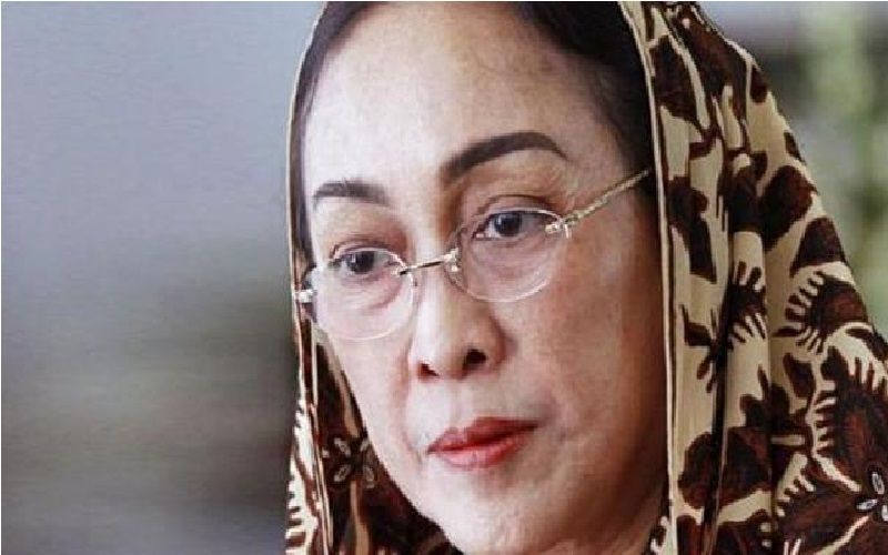 Mempertanyakan Puisi "Ibu Indonesia" Sukmawati Soekarnoputri