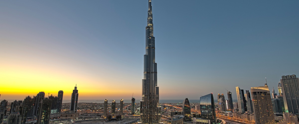 Membangun Pencakar Langit Setinggi "Burj Khalifa" di Indonesia