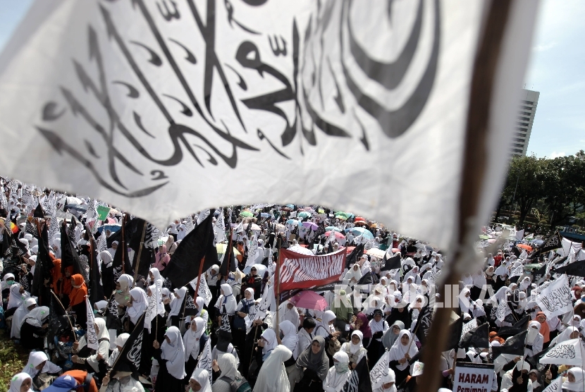Salafi dan Hizbut Tahrir dalam Diskursus Politik Islam Internasional