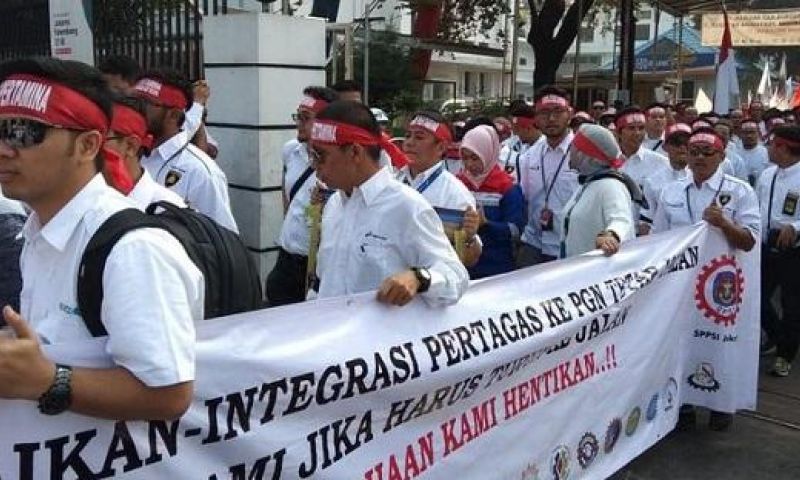 Demo Karyawan Galau Berbalut Isu Penjualan Aset Pertamina