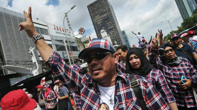 Ahoker Kecewa Jokowi Pilih Ma’ruf, Mengapa Tidak Mahfud atau Moeldoko?