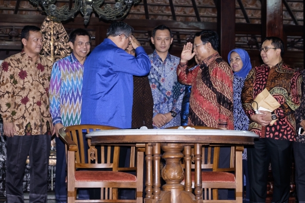 Dilema Prabowo di Antara Dua Tekanan Besar; PKS dan Demokrat