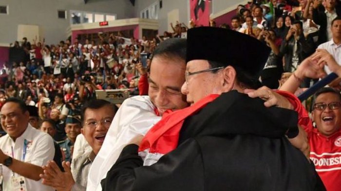 Sensasi Pelukan "Teletubbies" Prabowo-Jokowi pada Akar Rumput